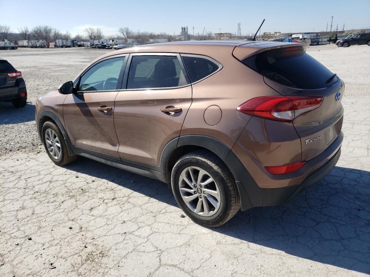 2016 HYUNDAI TUCSON SE - Фото 2