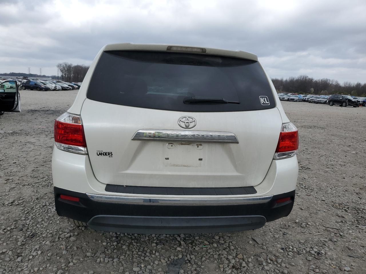 2012 TOYOTA HIGHLANDER - Image 6