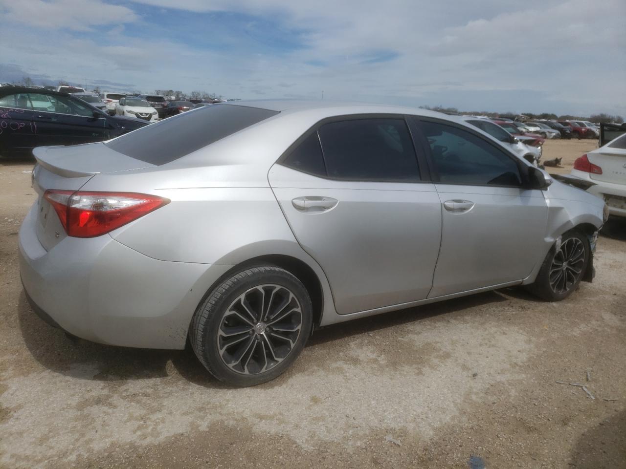 2016 TOYOTA COROLLA L - Фото 3