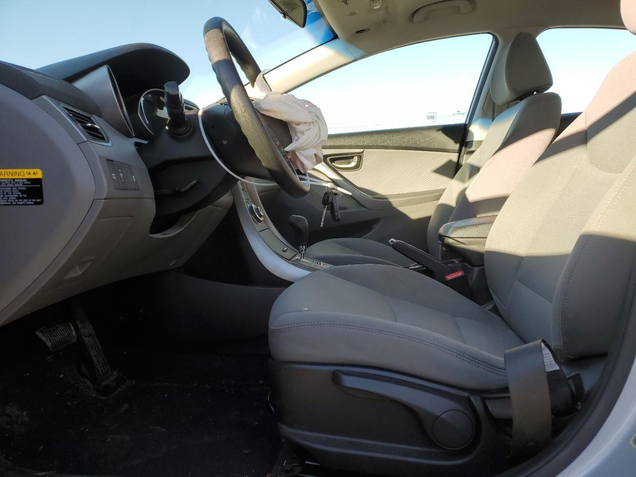 2013 HYUNDAI ELANTRA GL - Image 7