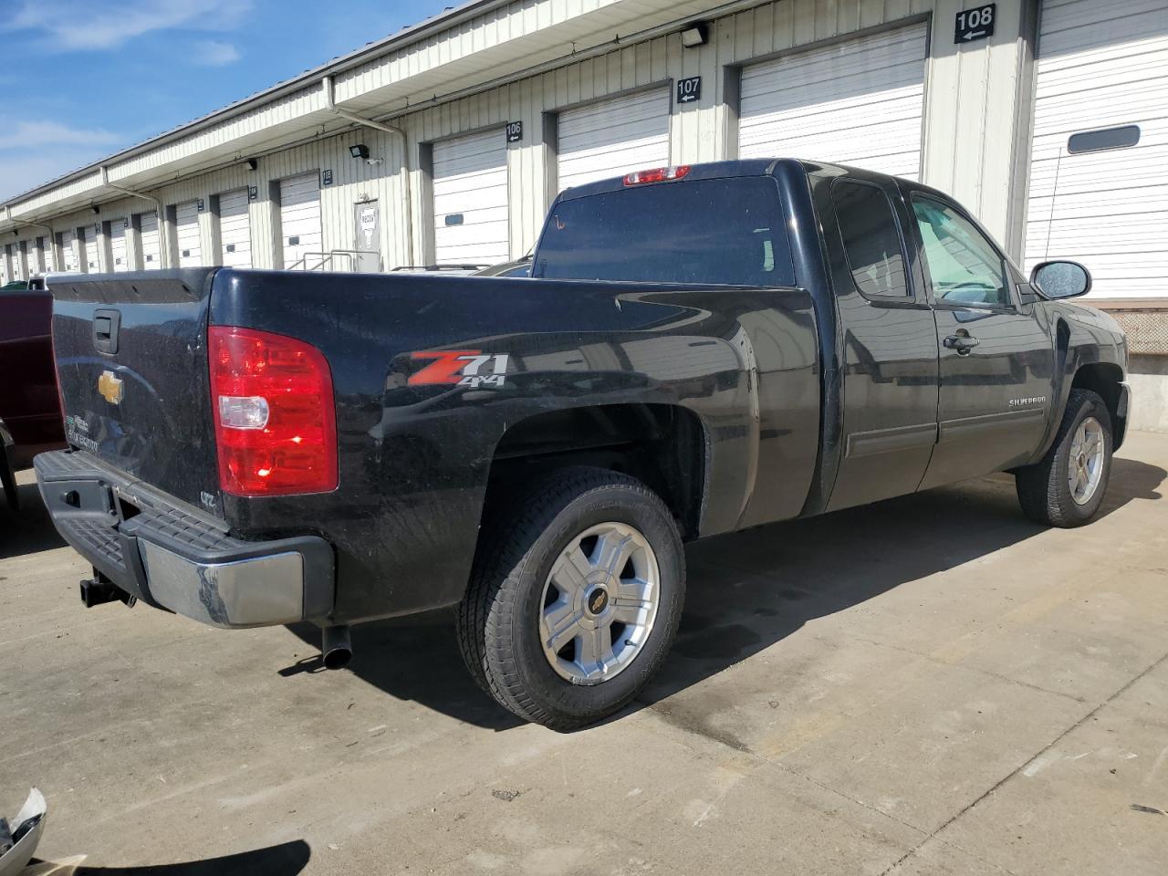 2012 CHEVROLET SILVERADO - Image 3