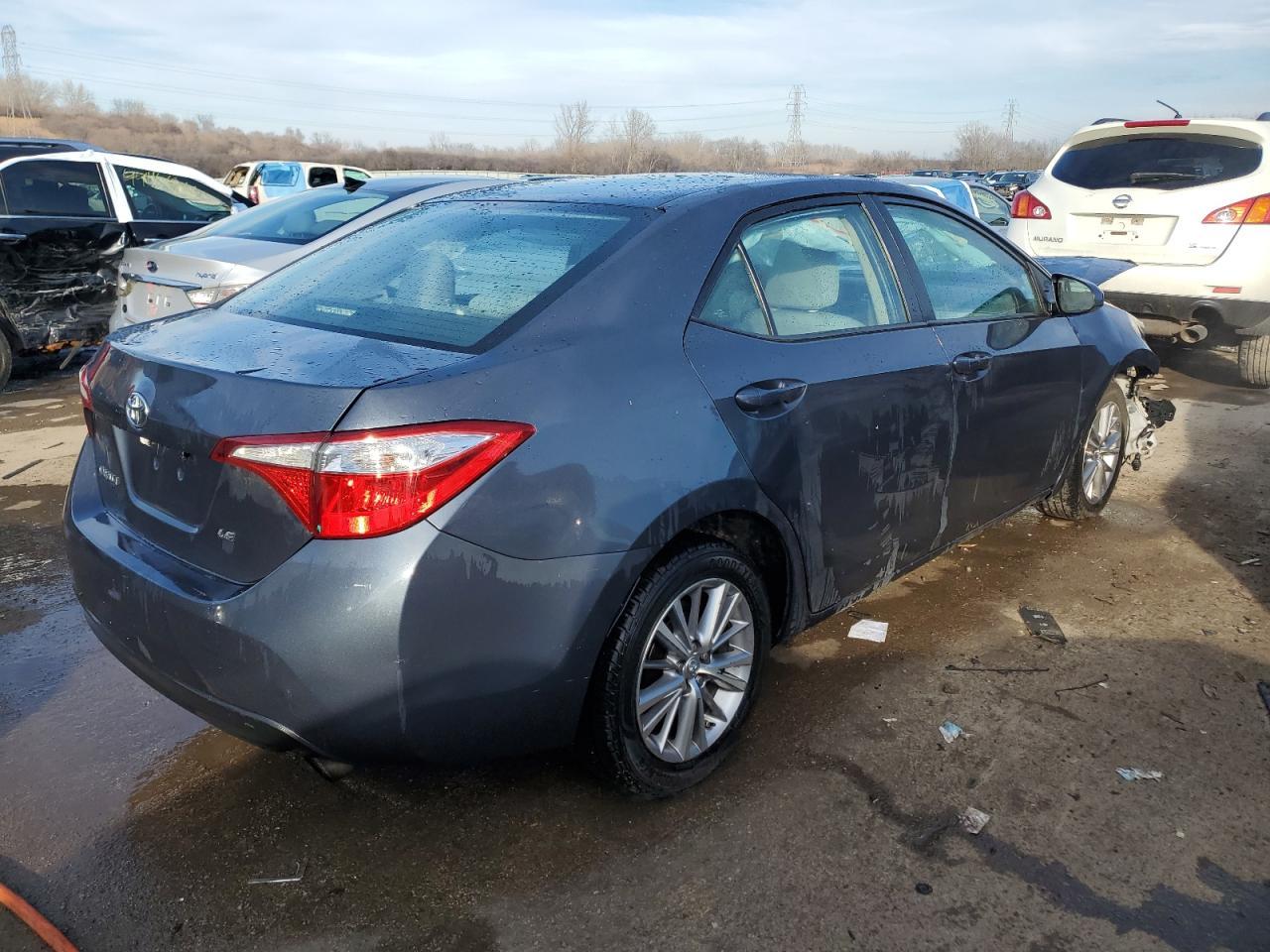 2014 TOYOTA COROLLA L - Image 3