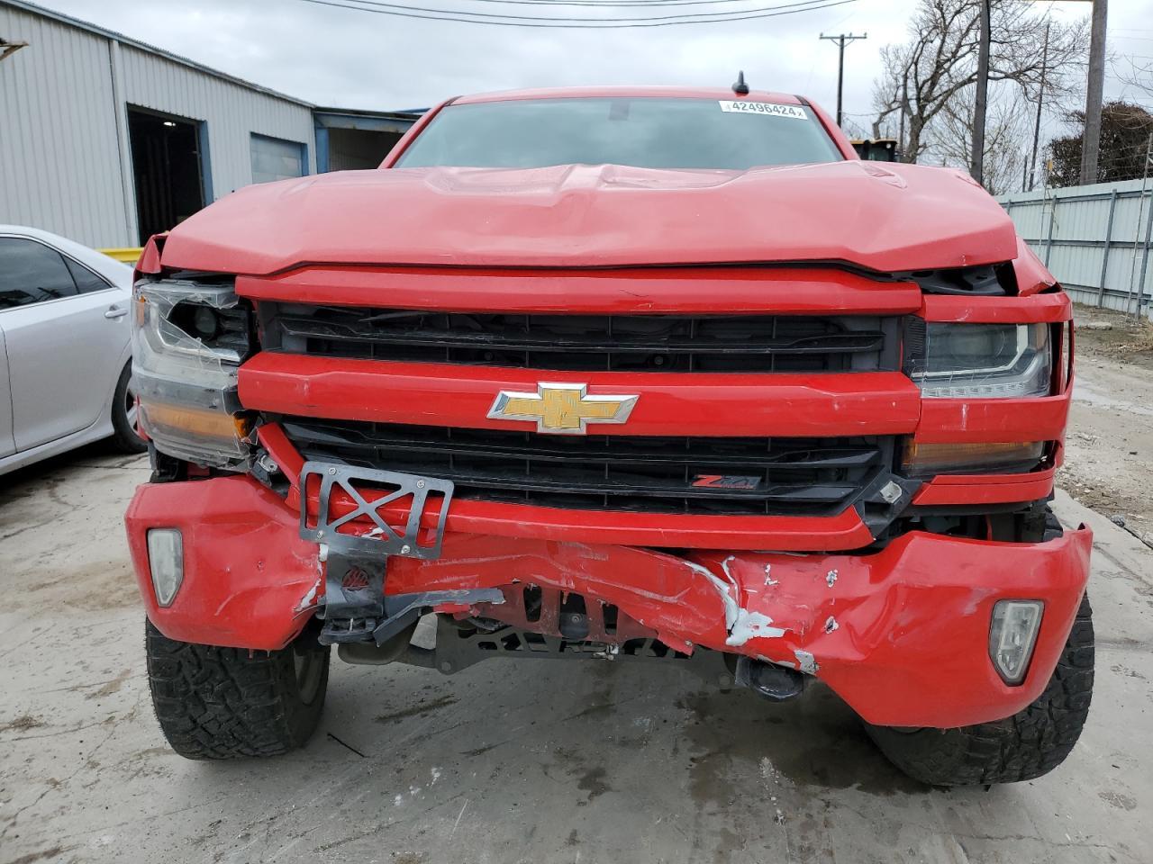 2017 CHEVROLET SILVERADO - Image 5