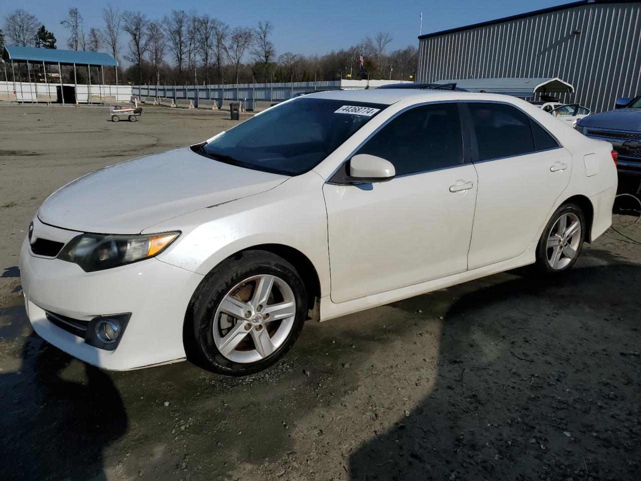 2014 TOYOTA CAMRY L