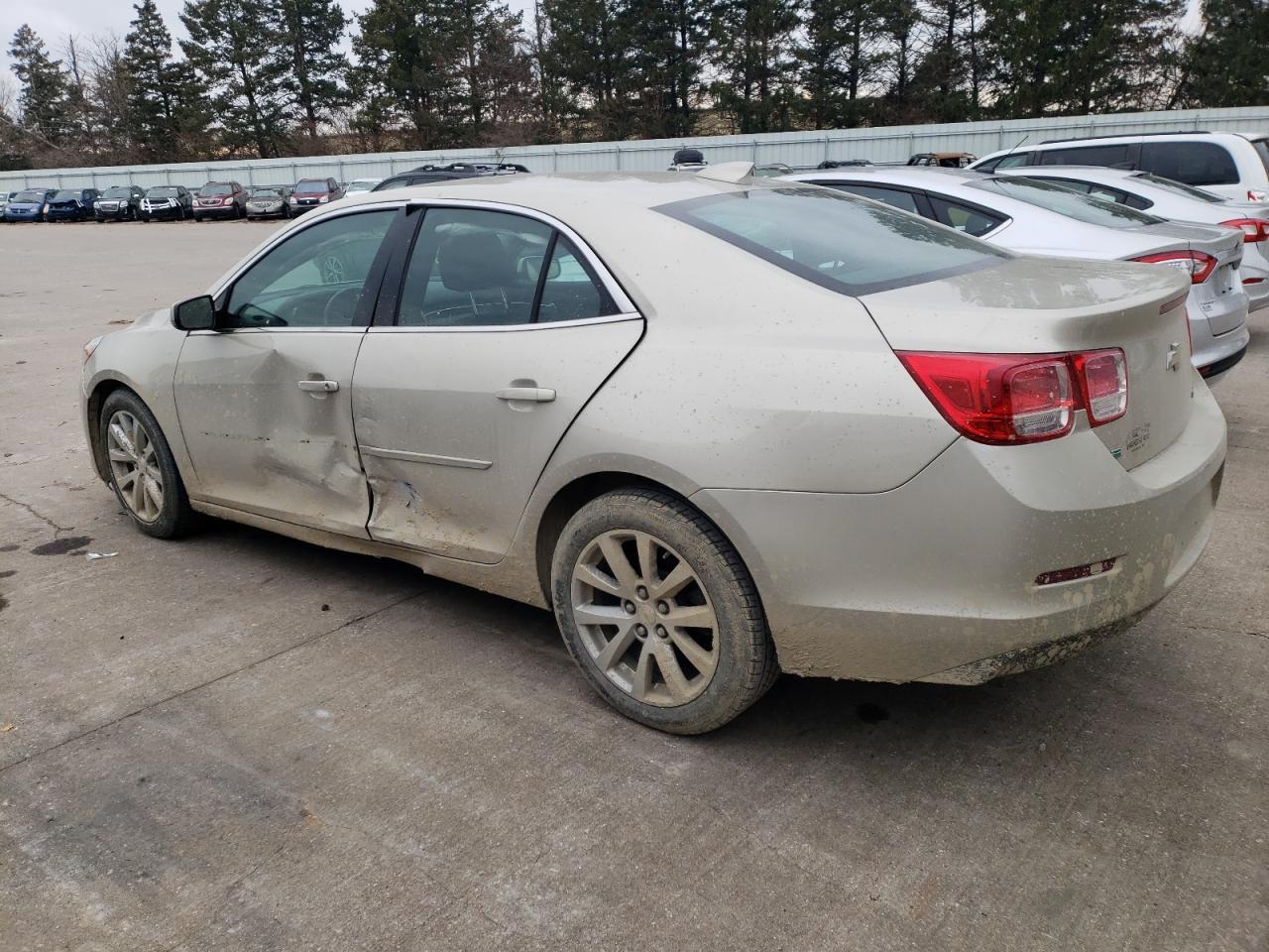 2015 CHEVROLET MALIBU 2LT - Image 2