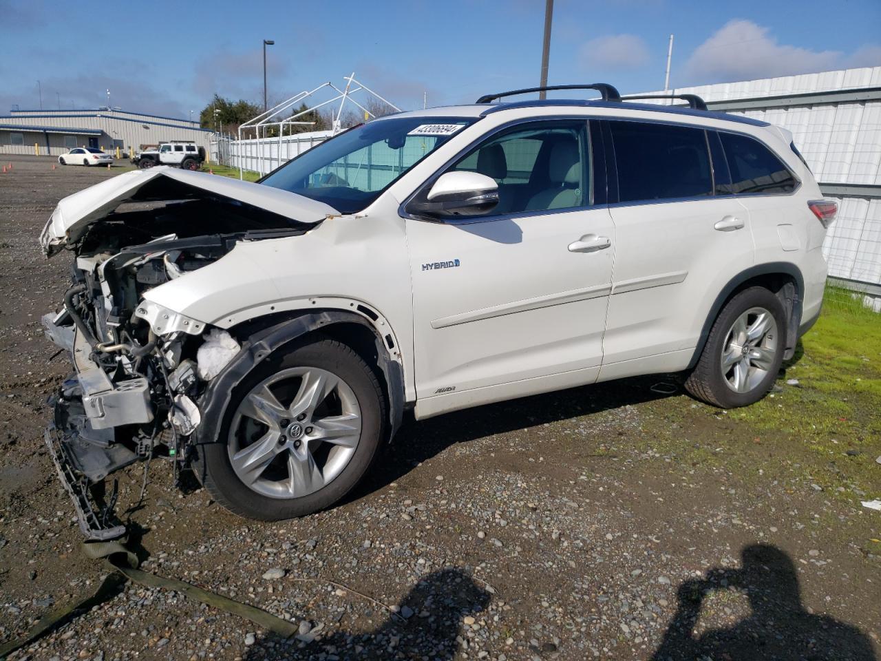 2016 TOYOTA HIGHLANDER car image