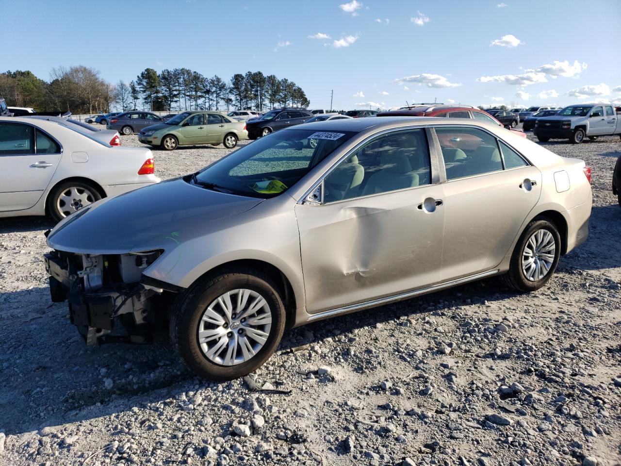 2014 TOYOTA CAMRY L