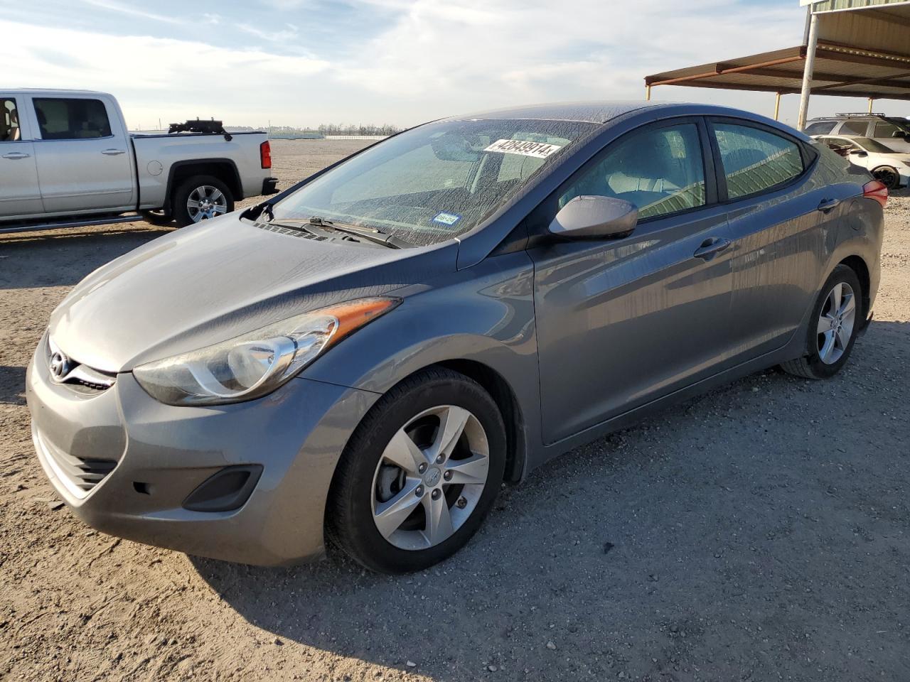 2013 HYUNDAI ELANTRA GL