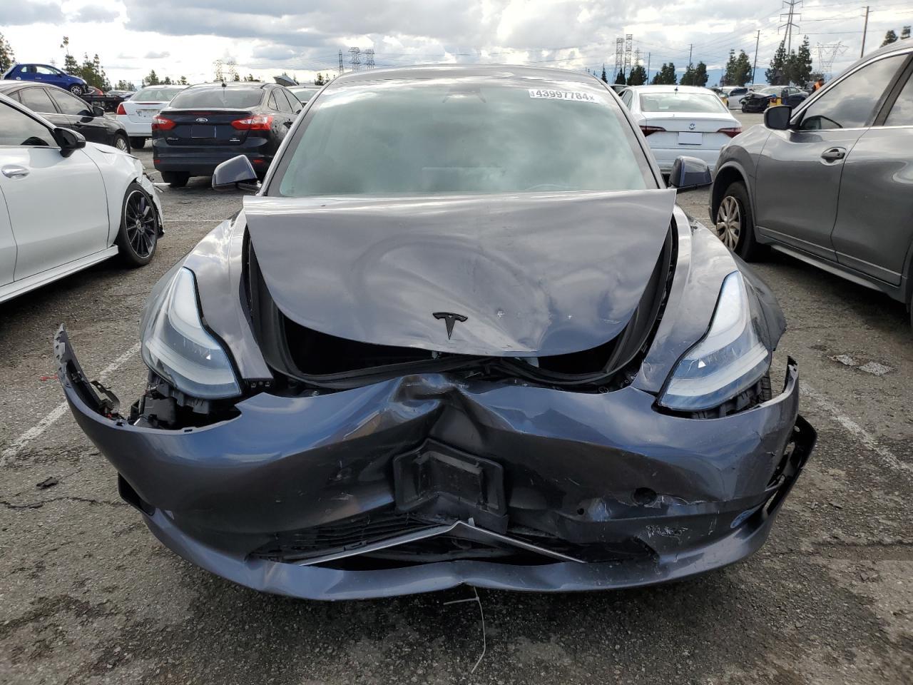 2021 TESLA MODEL 3 - Фото 5