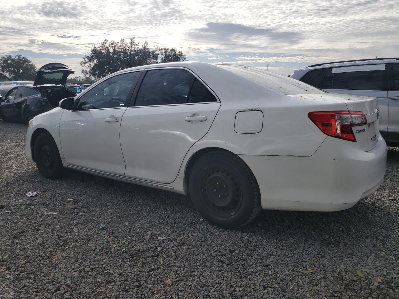 2012 TOYOTA CAMRY BASE - Фото 2