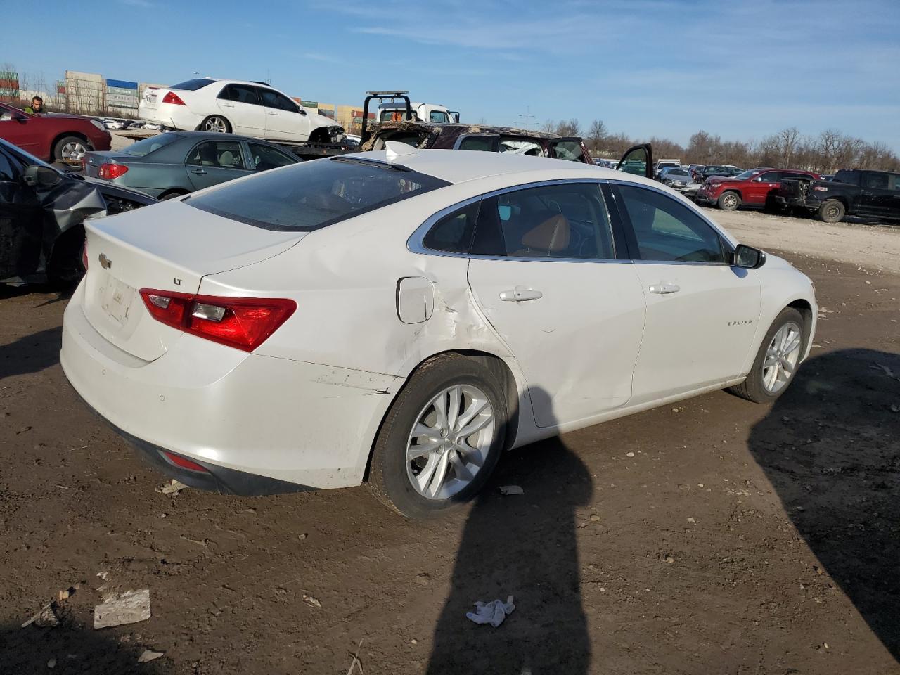 2017 CHEVROLET MALIBU LT - Image 3