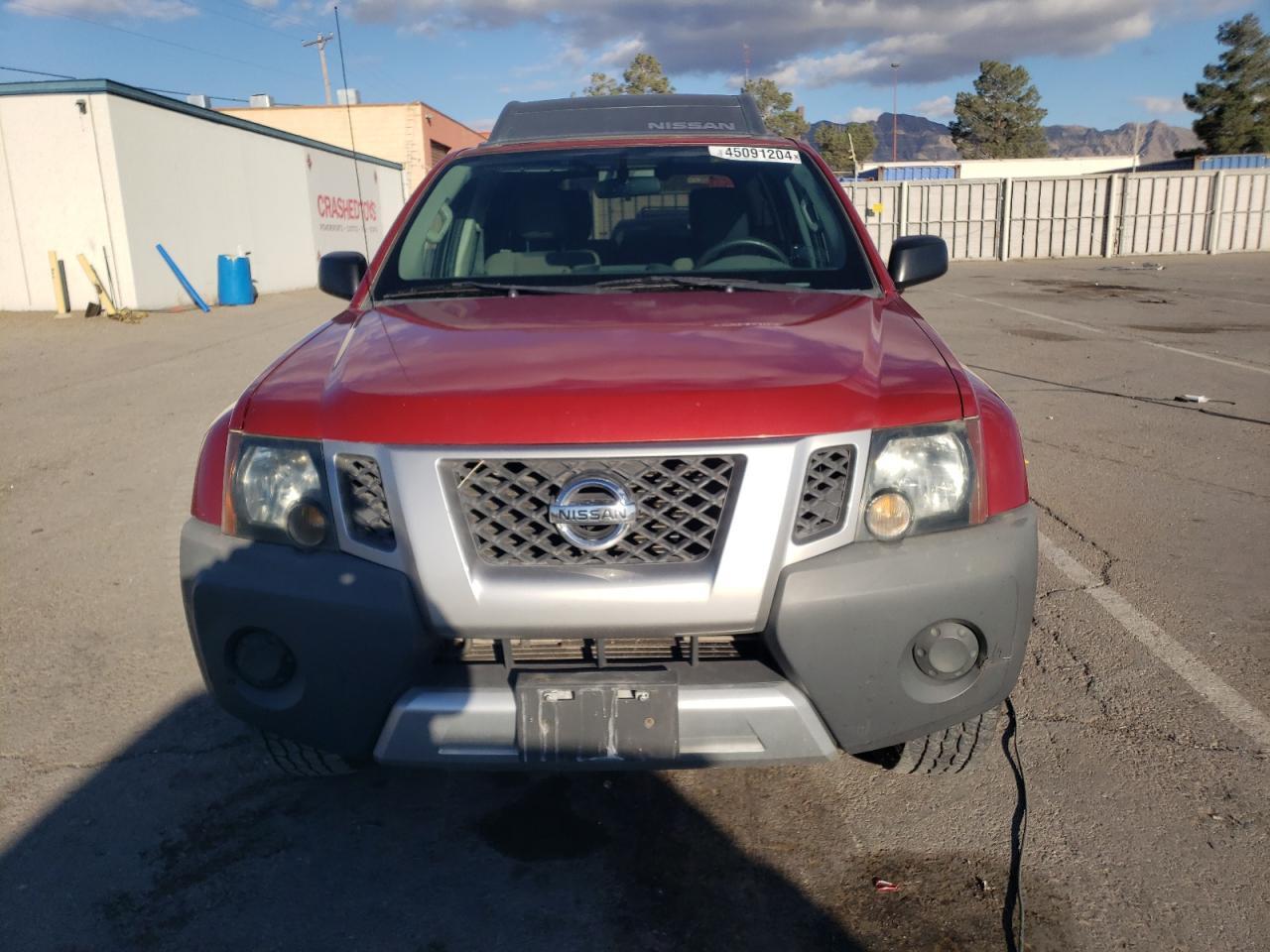 2015 NISSAN XTERRA X - Фото 5