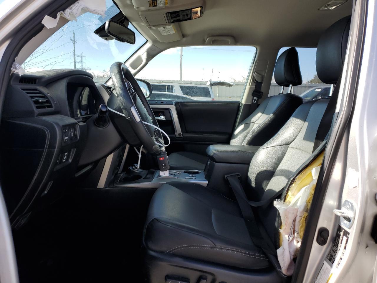 2020 TOYOTA 4RUNNER SR - Image 7