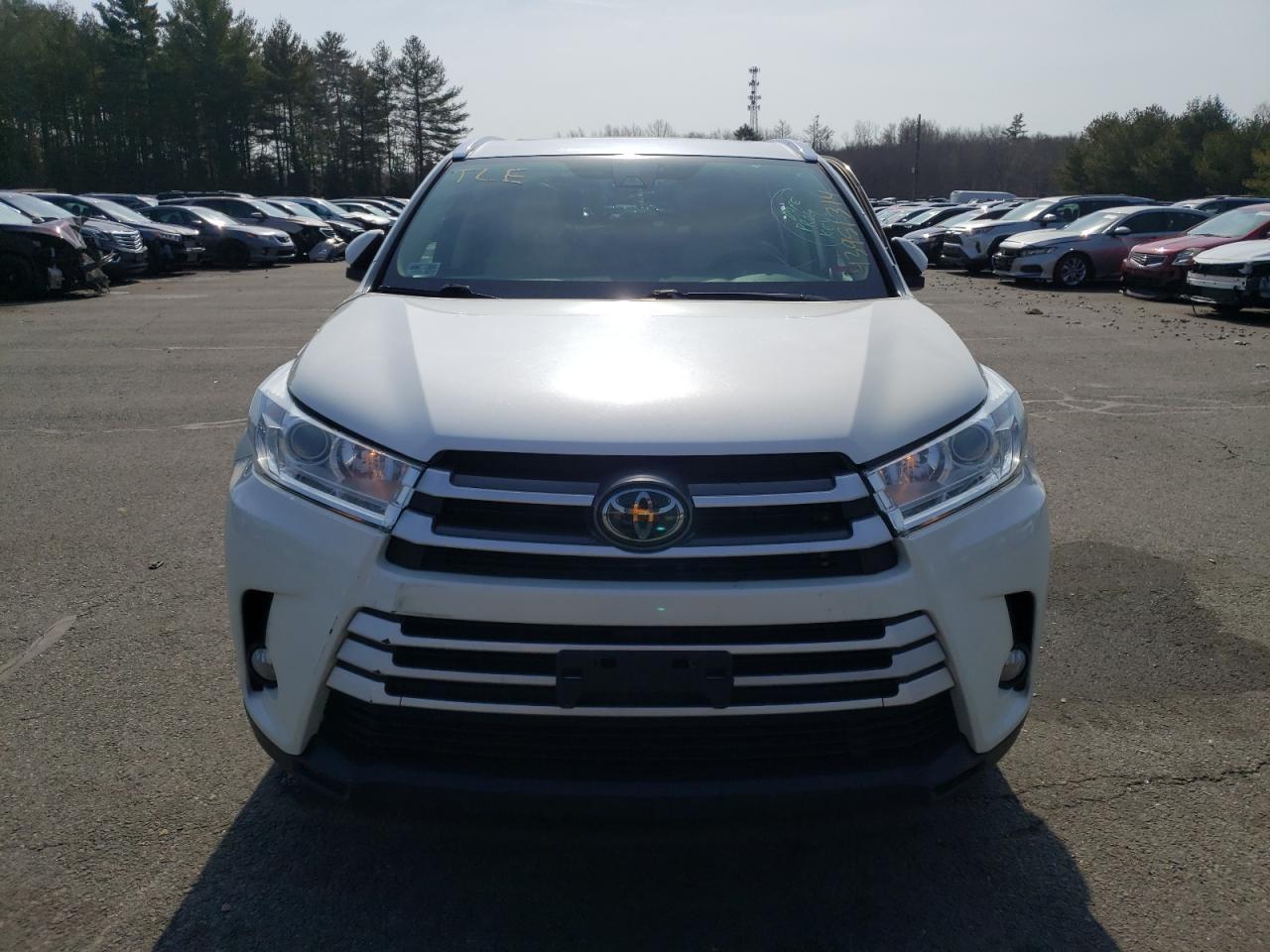 2018 TOYOTA HIGHLANDER - Фото 5