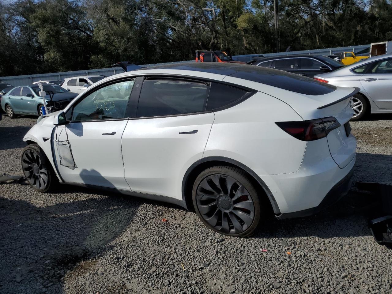 2022 TESLA MODEL Y - Image 2