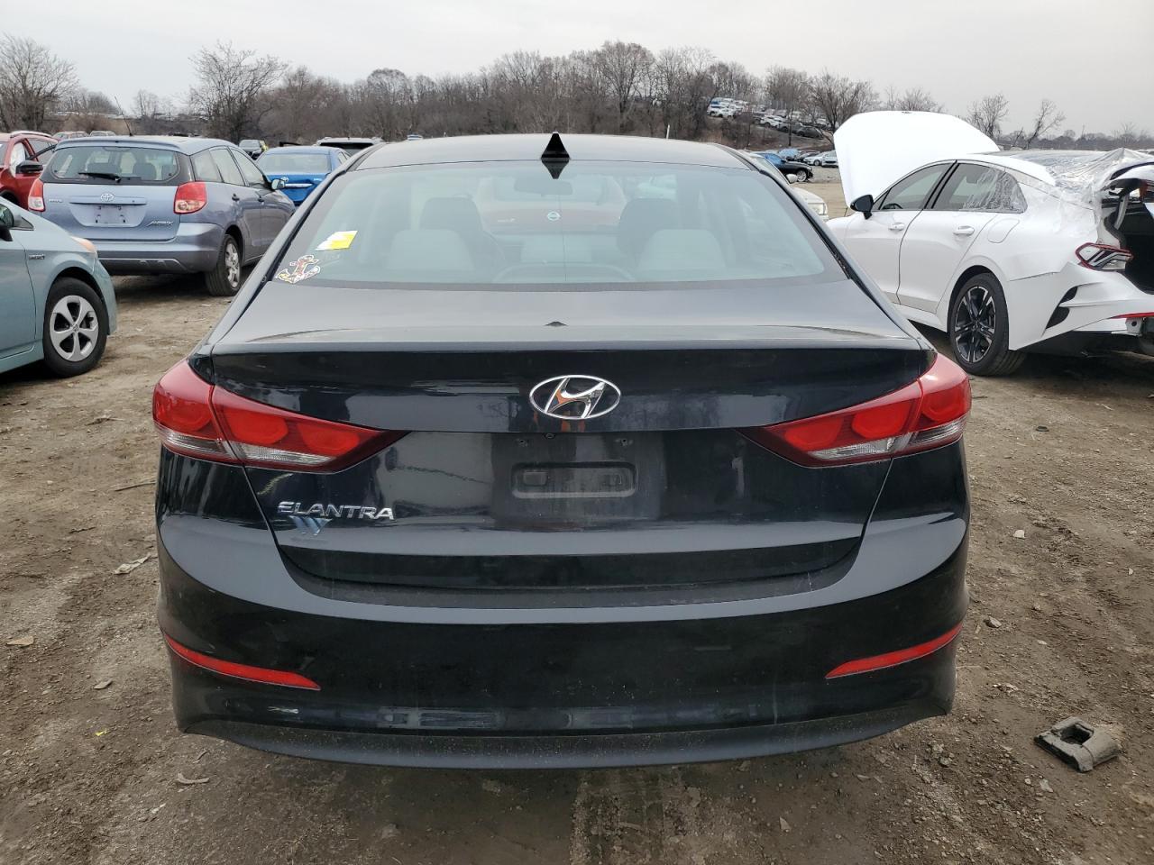 2017 HYUNDAI ELANTRA SE - Фото 6