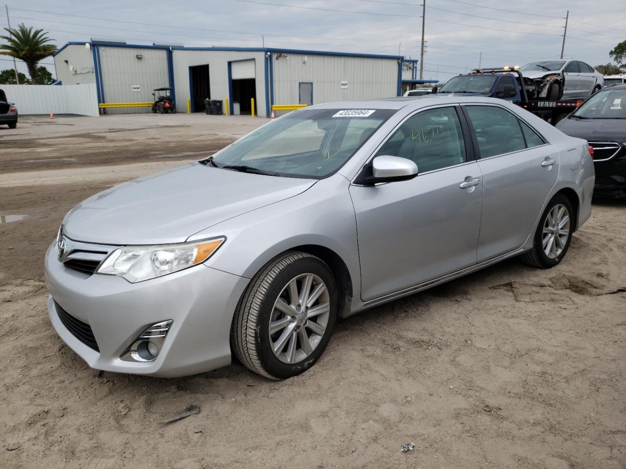 2012 TOYOTA CAMRY SE