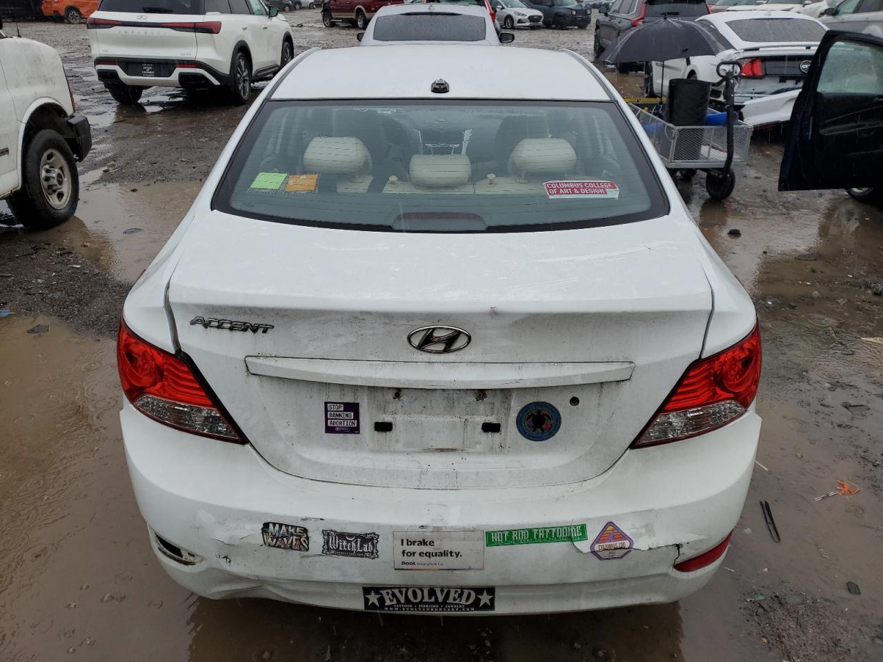 2014 HYUNDAI ACCENT GLS - Фото 6
