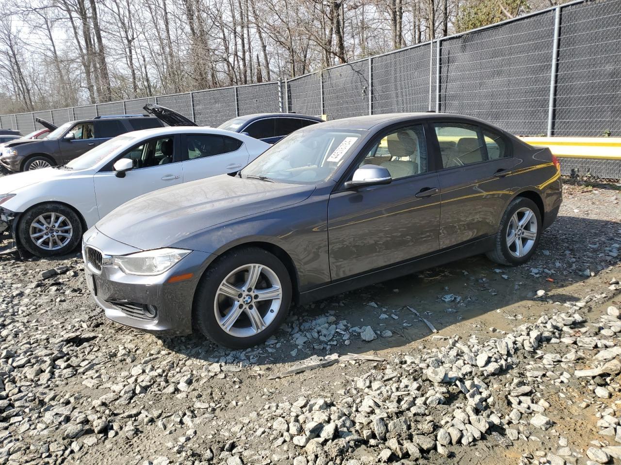 2013 BMW 328 XI car image