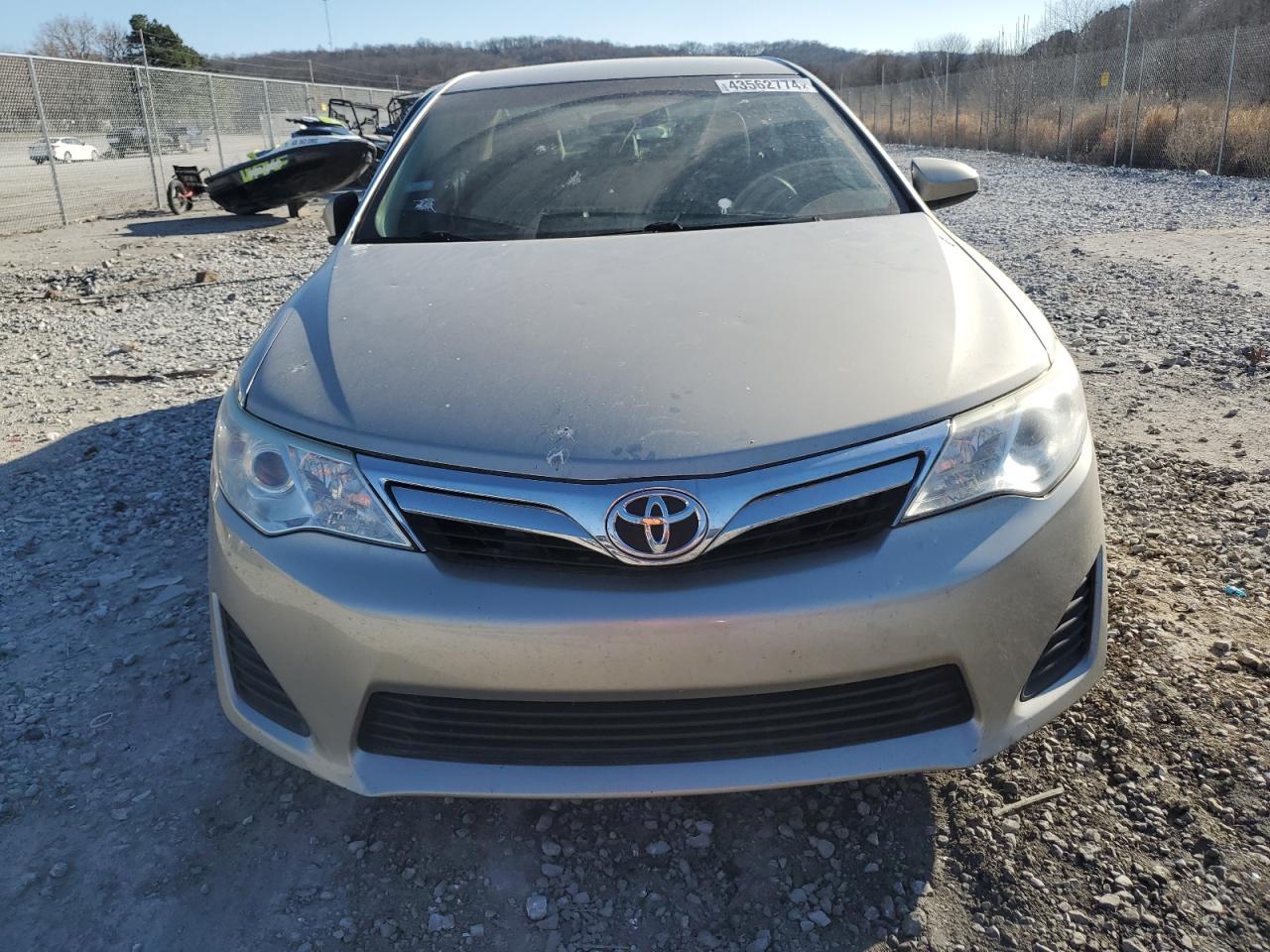 2014 TOYOTA CAMRY L - Image 5