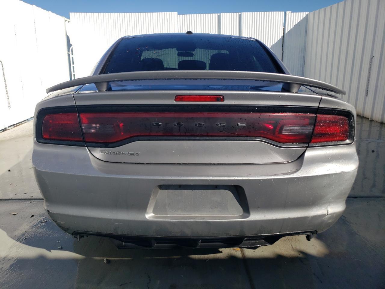2013 DODGE CHARGER SE - Фото 6