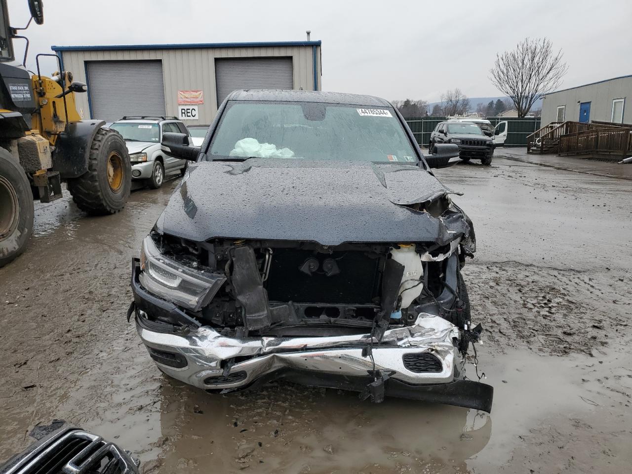 2019 RAM 1500 BIG H - Image 5