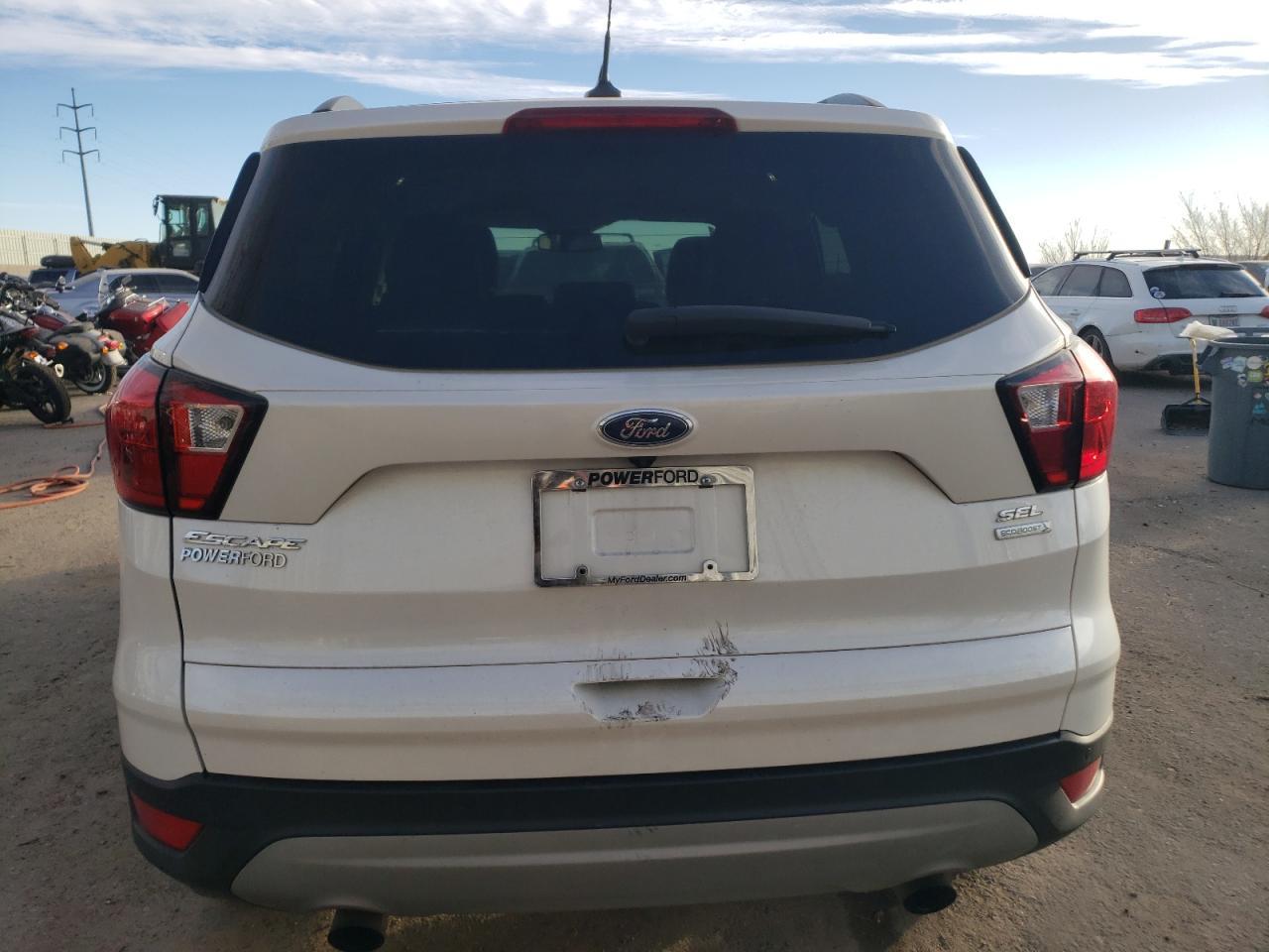 2019 FORD ESCAPE SEL - Image 6
