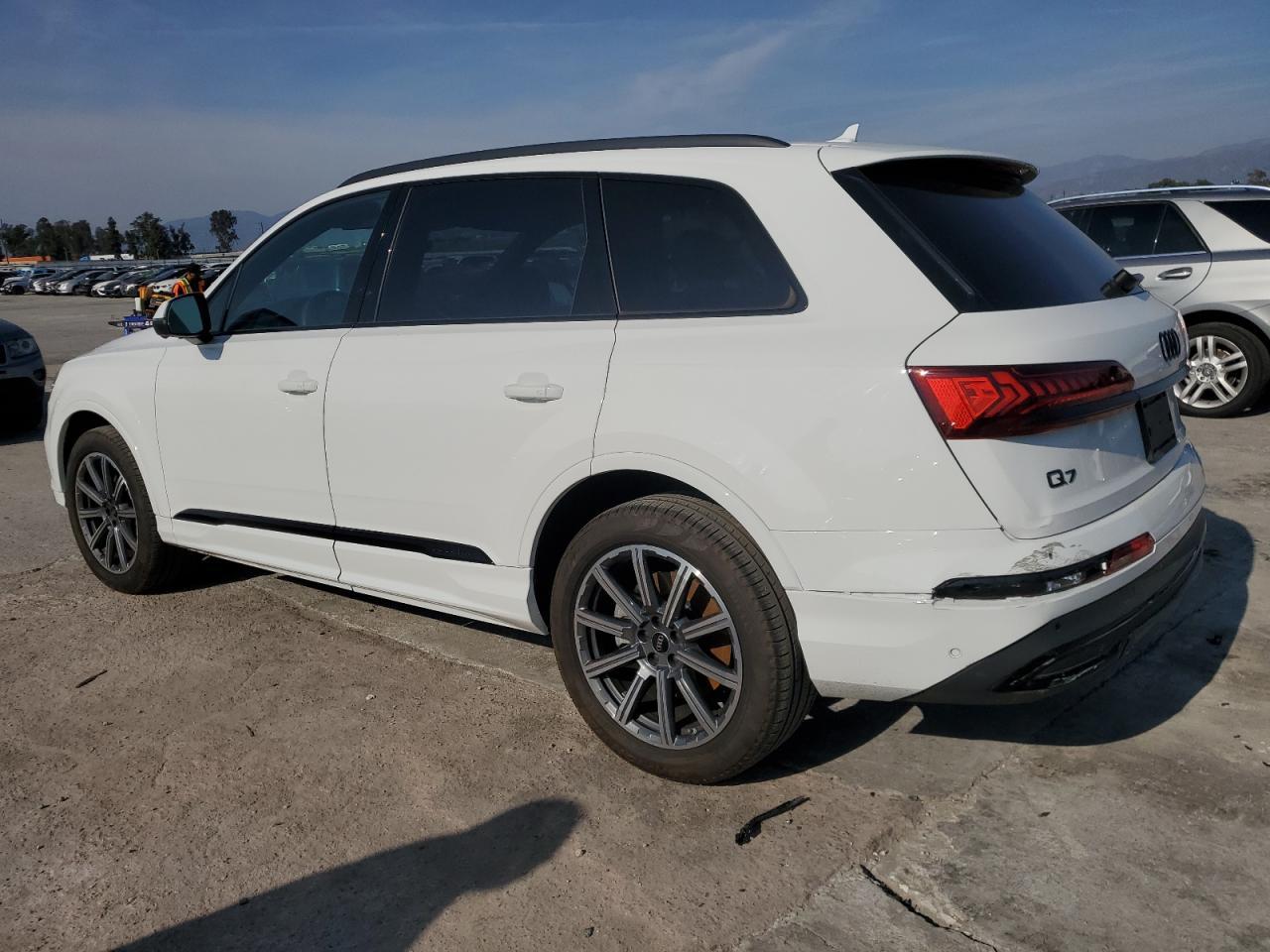 2023 AUDI Q7 PREMIUM - Image 2