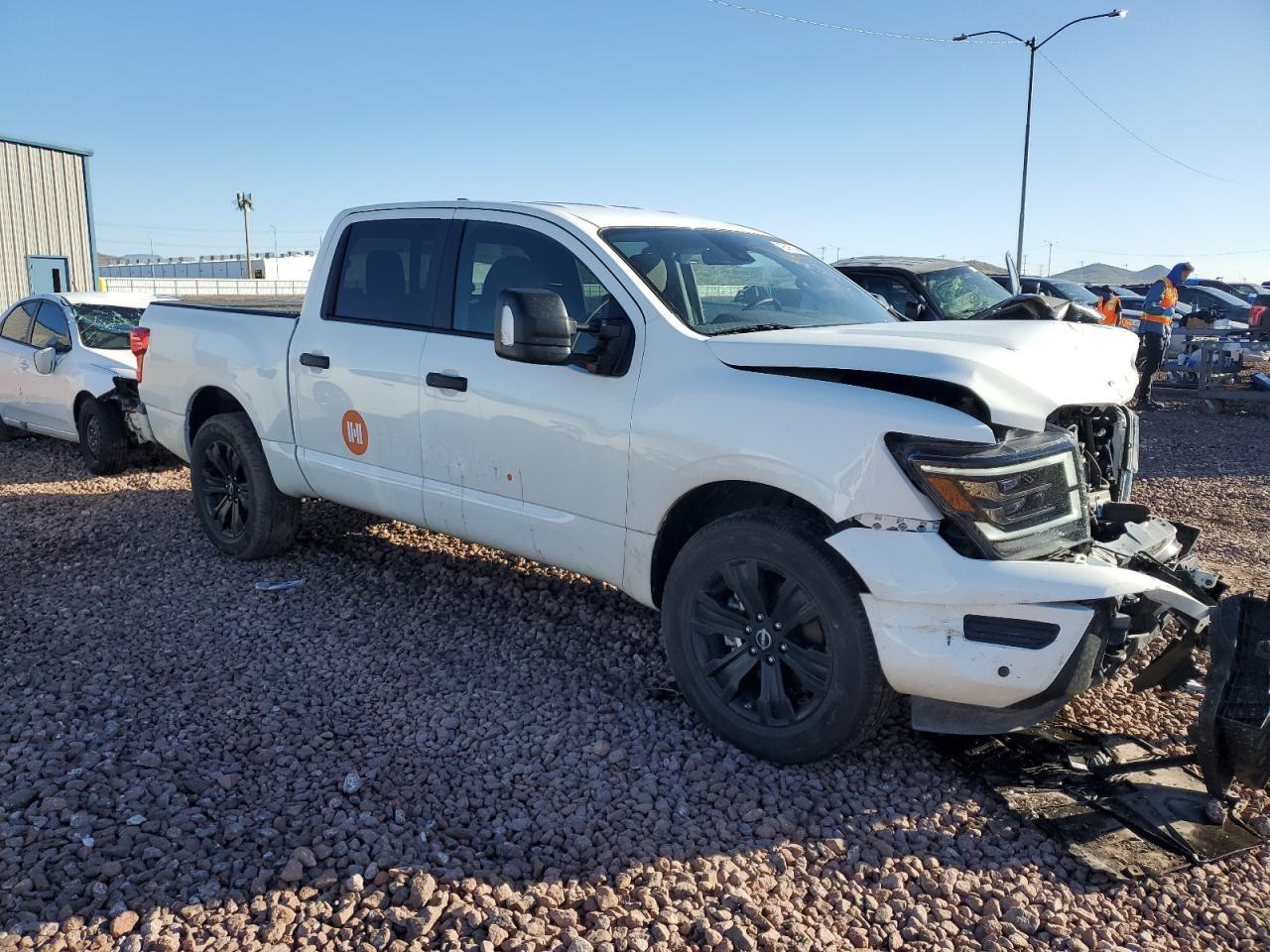 2023 NISSAN TITAN SV - Image 4