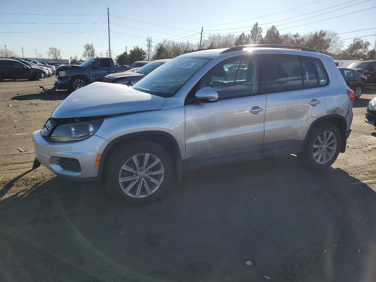 2015 VOLKSWAGEN TIGUAN S
