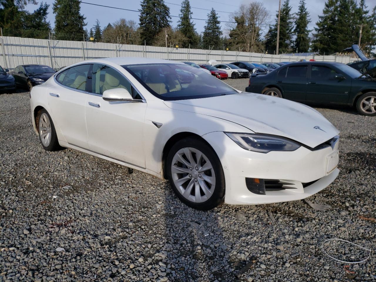 2017 TESLA MODEL S - Фото 4