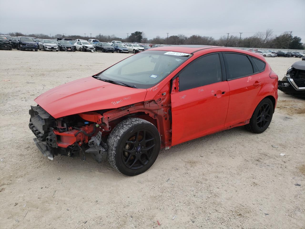 2016 FORD FOCUS SE