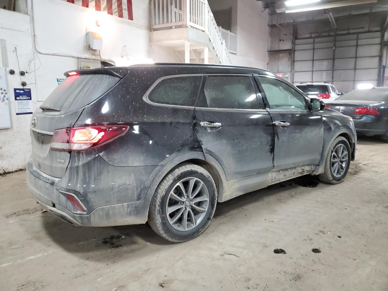 2017 HYUNDAI SANTA FE S - Image 3