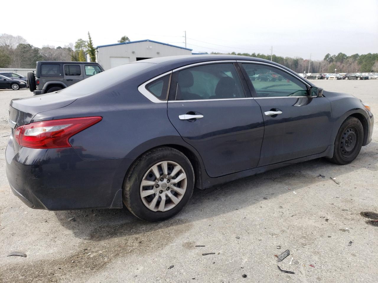 2018 NISSAN ALTIMA 2.5 - Фото 3