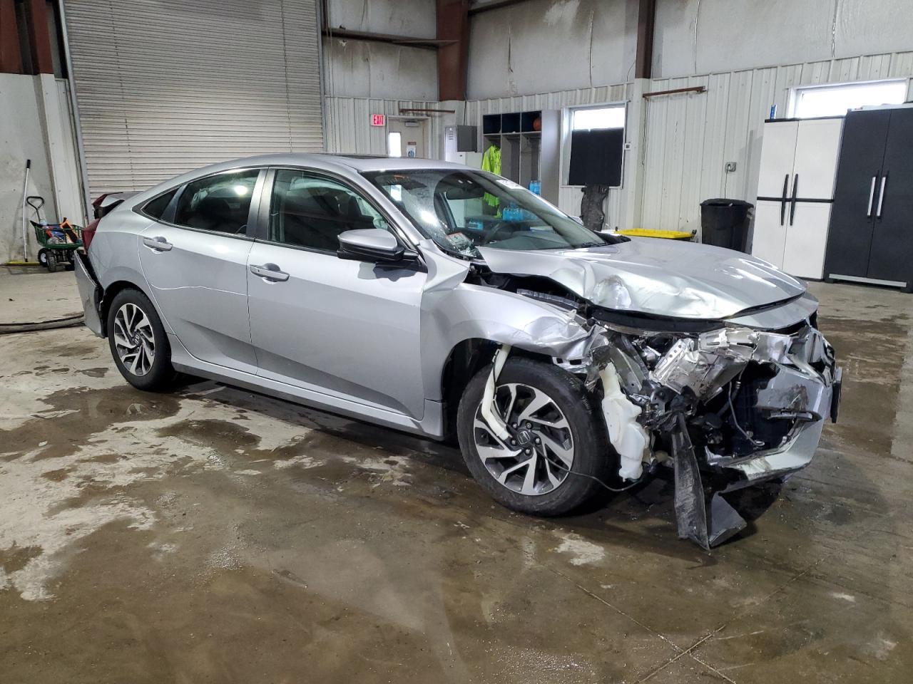 2018 HONDA CIVIC EX - Image 4