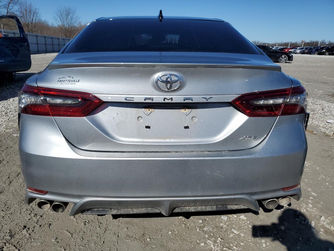 2022 TOYOTA CAMRY XSE - Фото 6