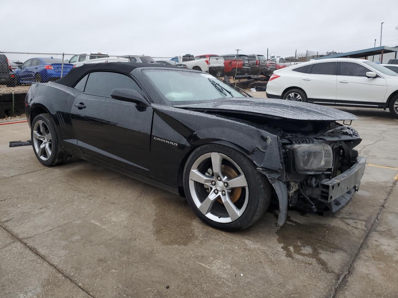 2011 CHEVROLET CAMARO LT - Image 4