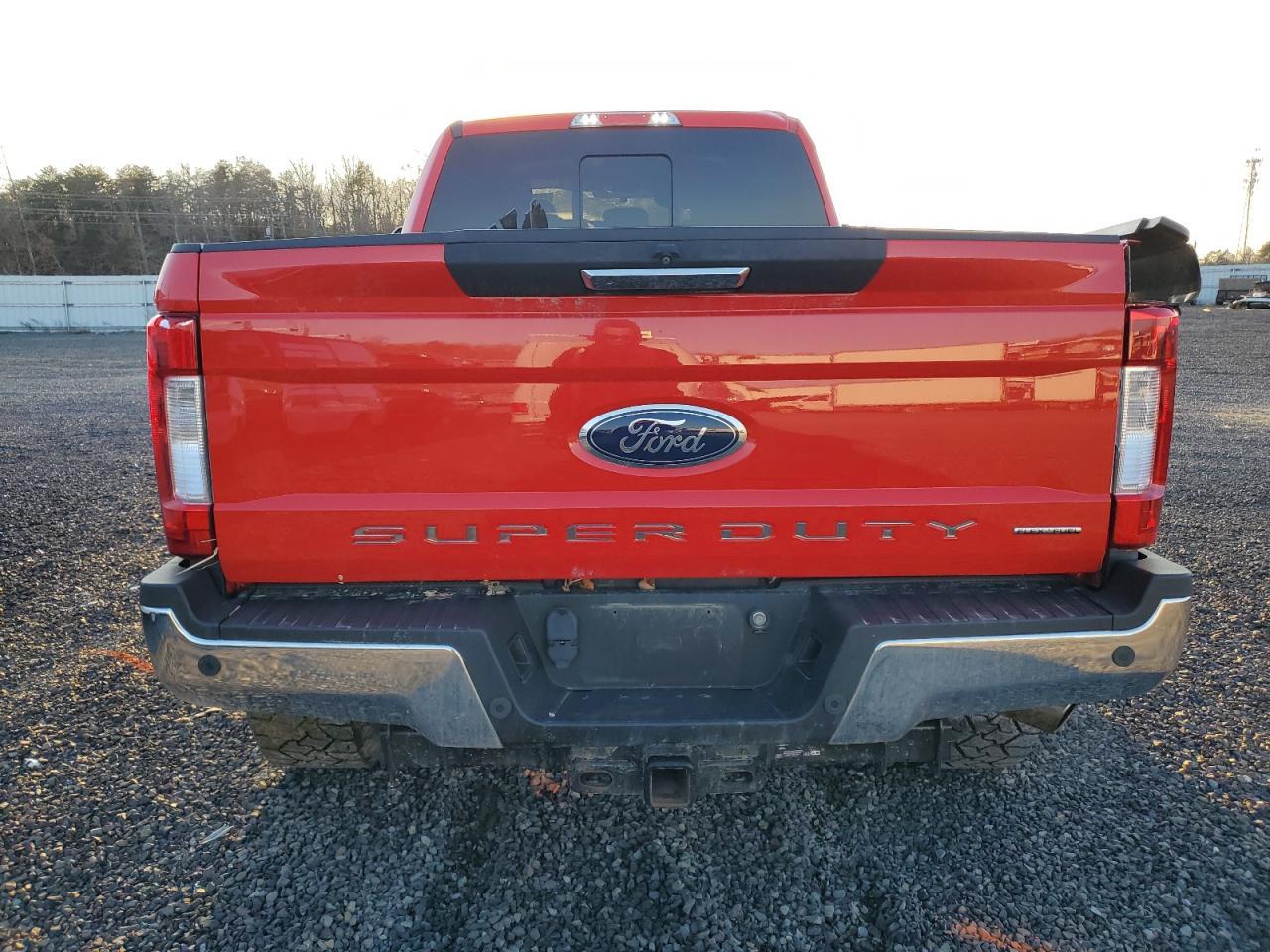 2017 FORD F250 SUPER - Image 6