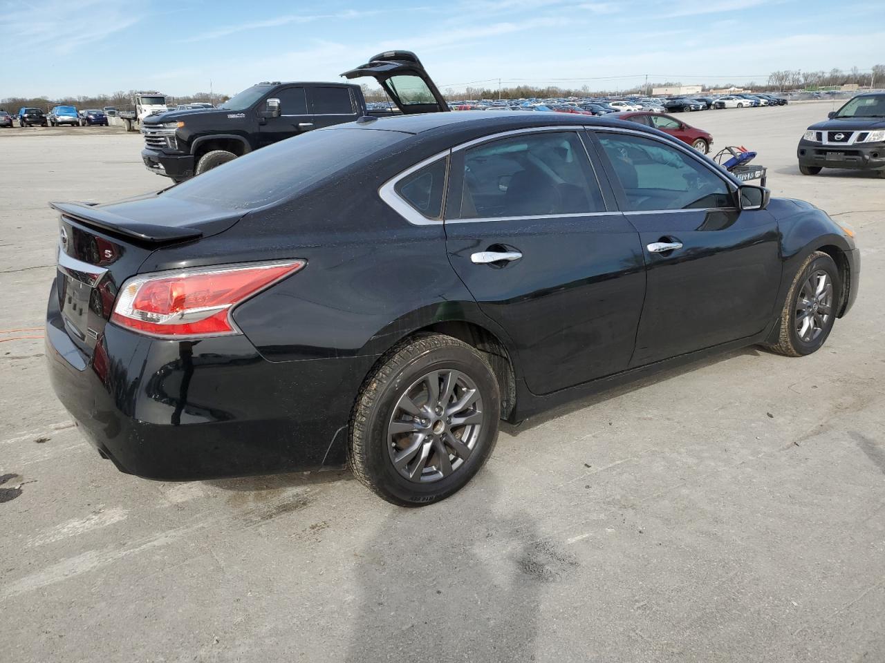 2015 NISSAN ALTIMA 2.5 - Фото 3