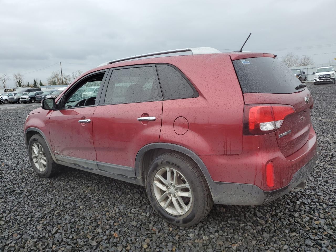 2015 KIA SORENTO LX - Image 2