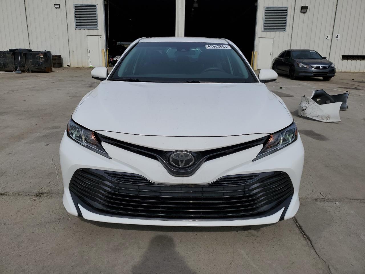 2018 TOYOTA CAMRY L - Фото 5