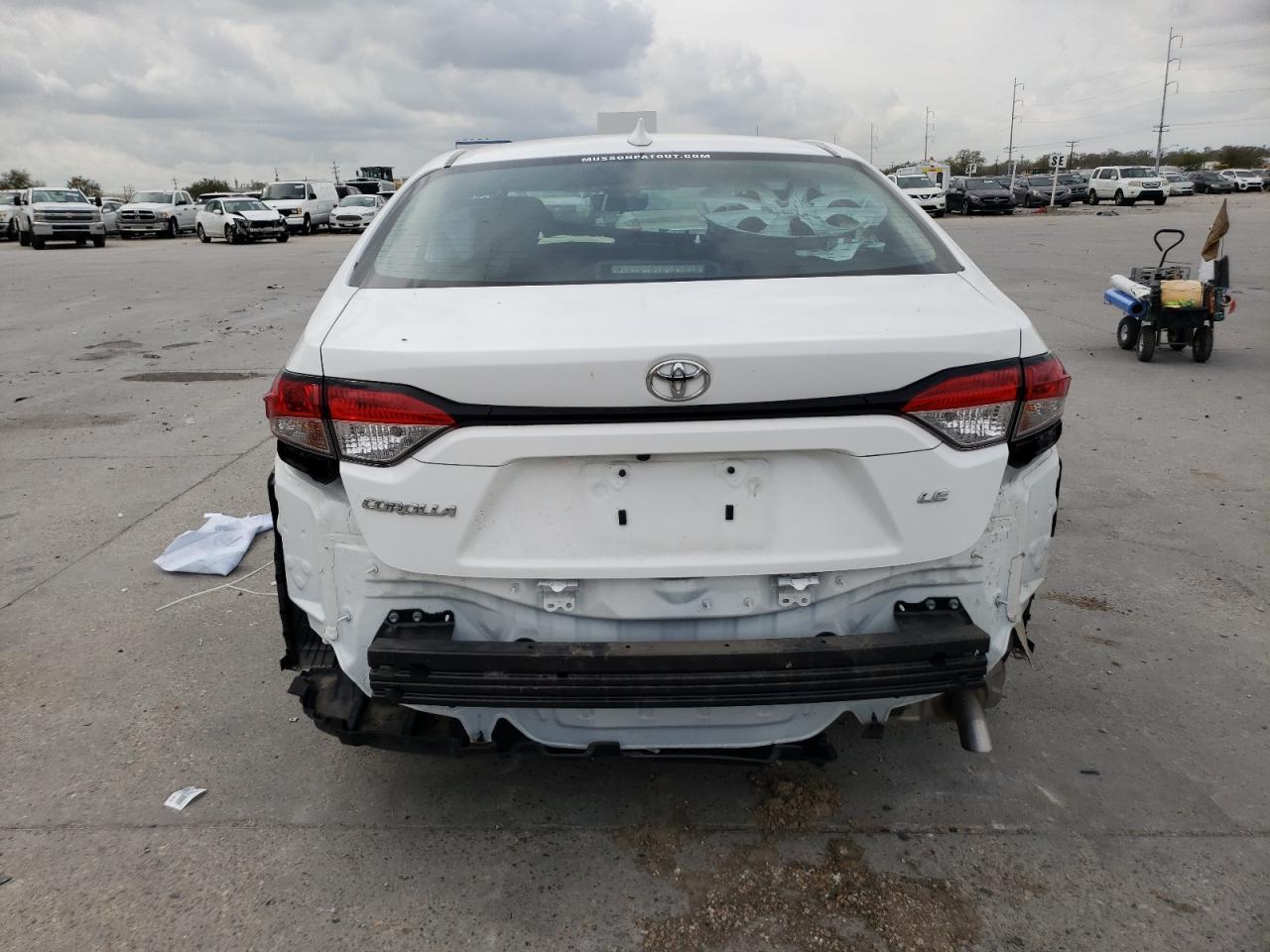 2022 TOYOTA COROLLA LE - Image 6