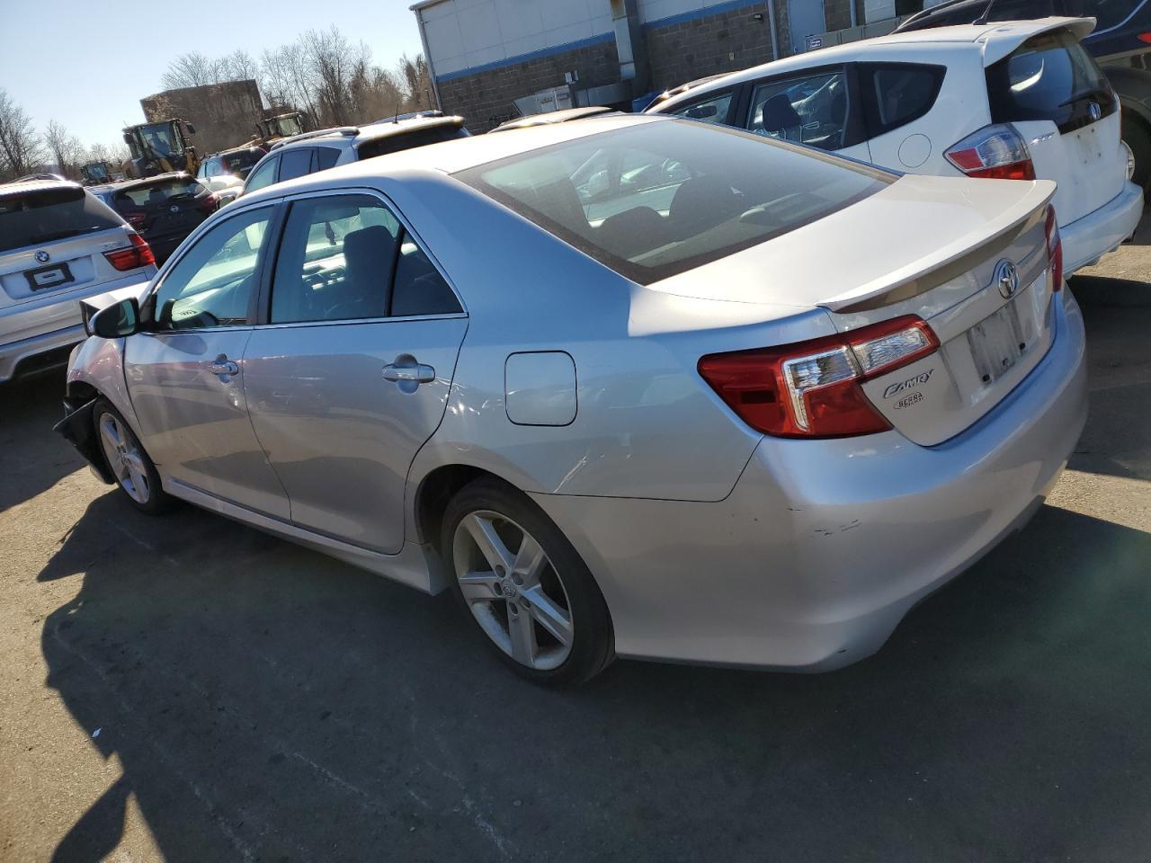 2013 TOYOTA CAMRY L - Image 2