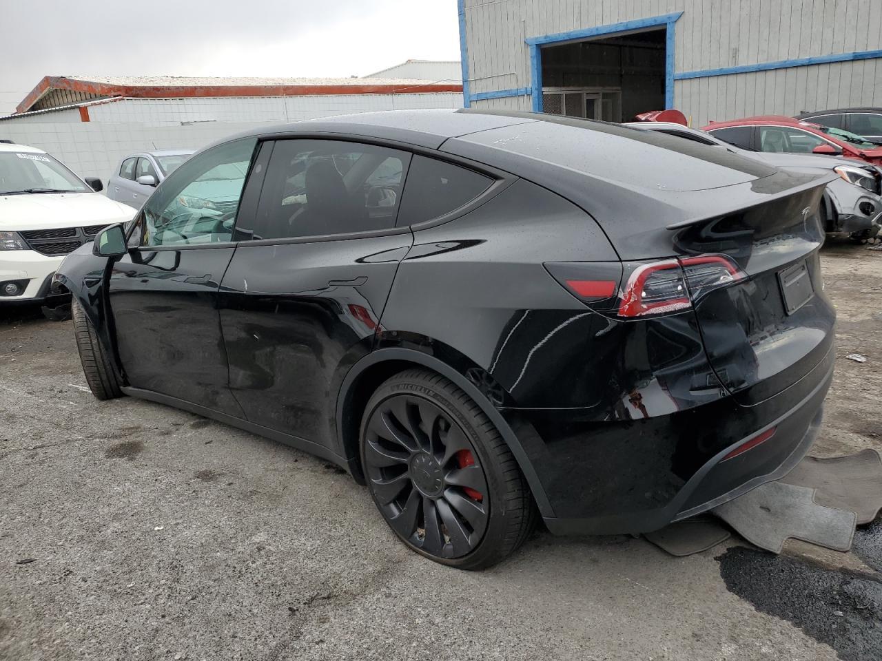 2023 TESLA MODEL Y - Image 2