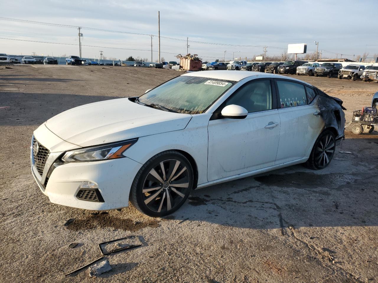 2020 NISSAN ALTIMA SR car image