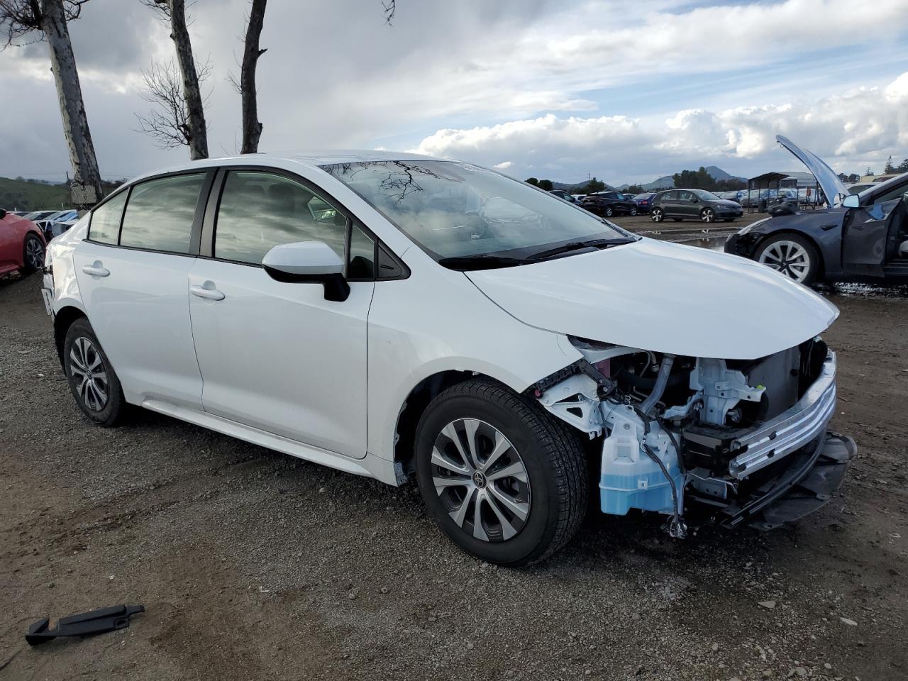 2022 TOYOTA COROLLA LE - Image 4