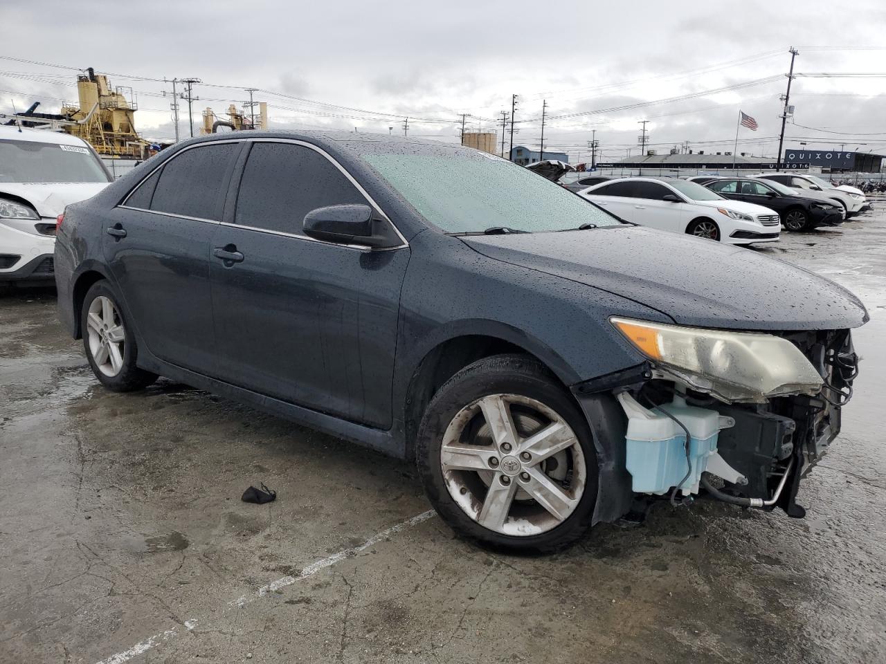 2014 TOYOTA CAMRY L - Image 4