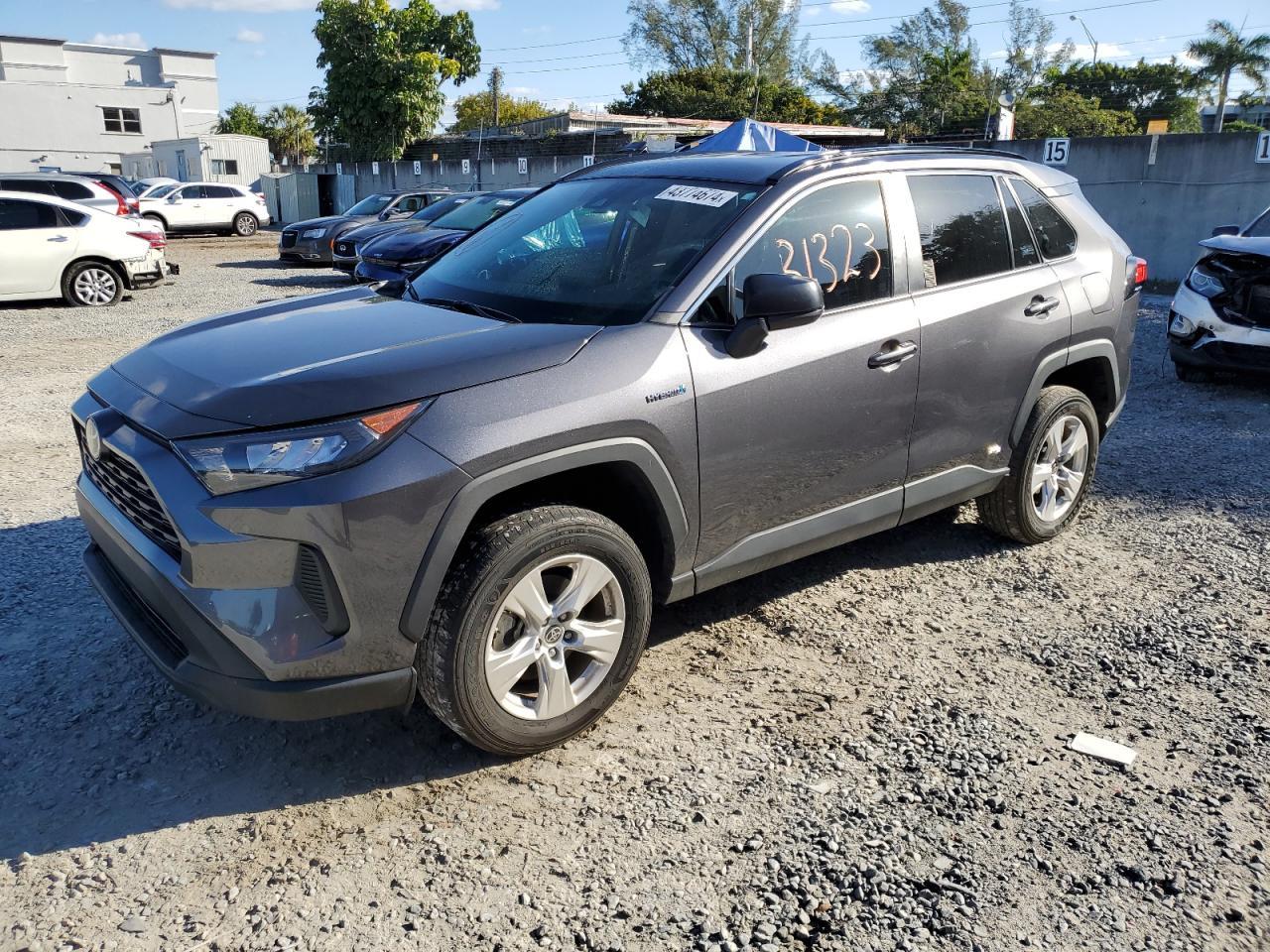 2021 TOYOTA RAV4 LE