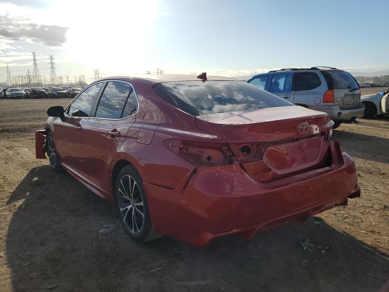 2020 TOYOTA CAMRY SE - Image 2