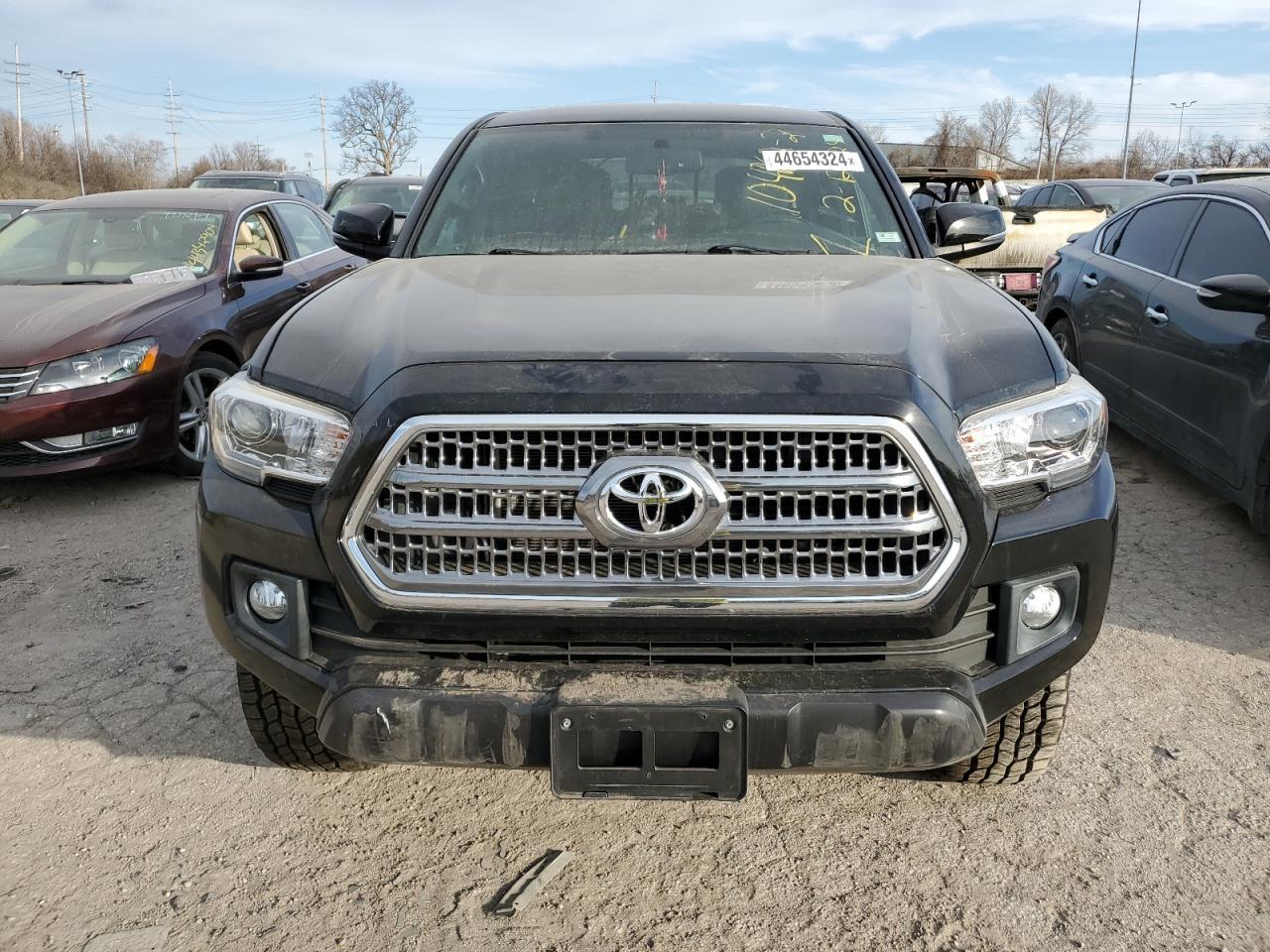 2017 TOYOTA TACOMA DOU - Фото 5